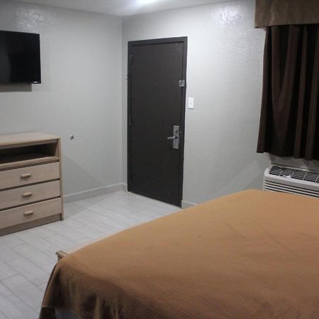 Village Inn Cotulla Ngoại thất bức ảnh