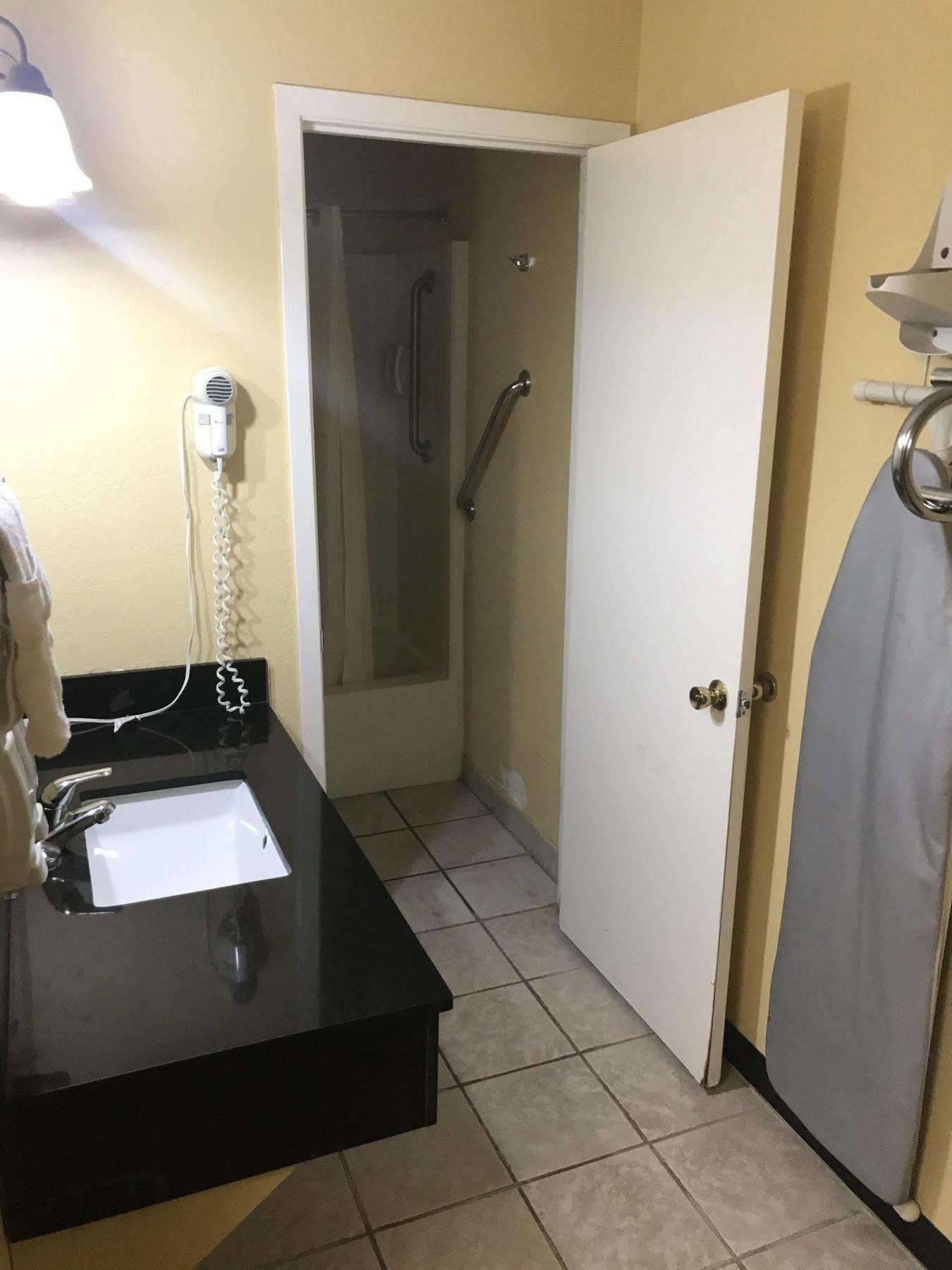 Village Inn Cotulla Ngoại thất bức ảnh