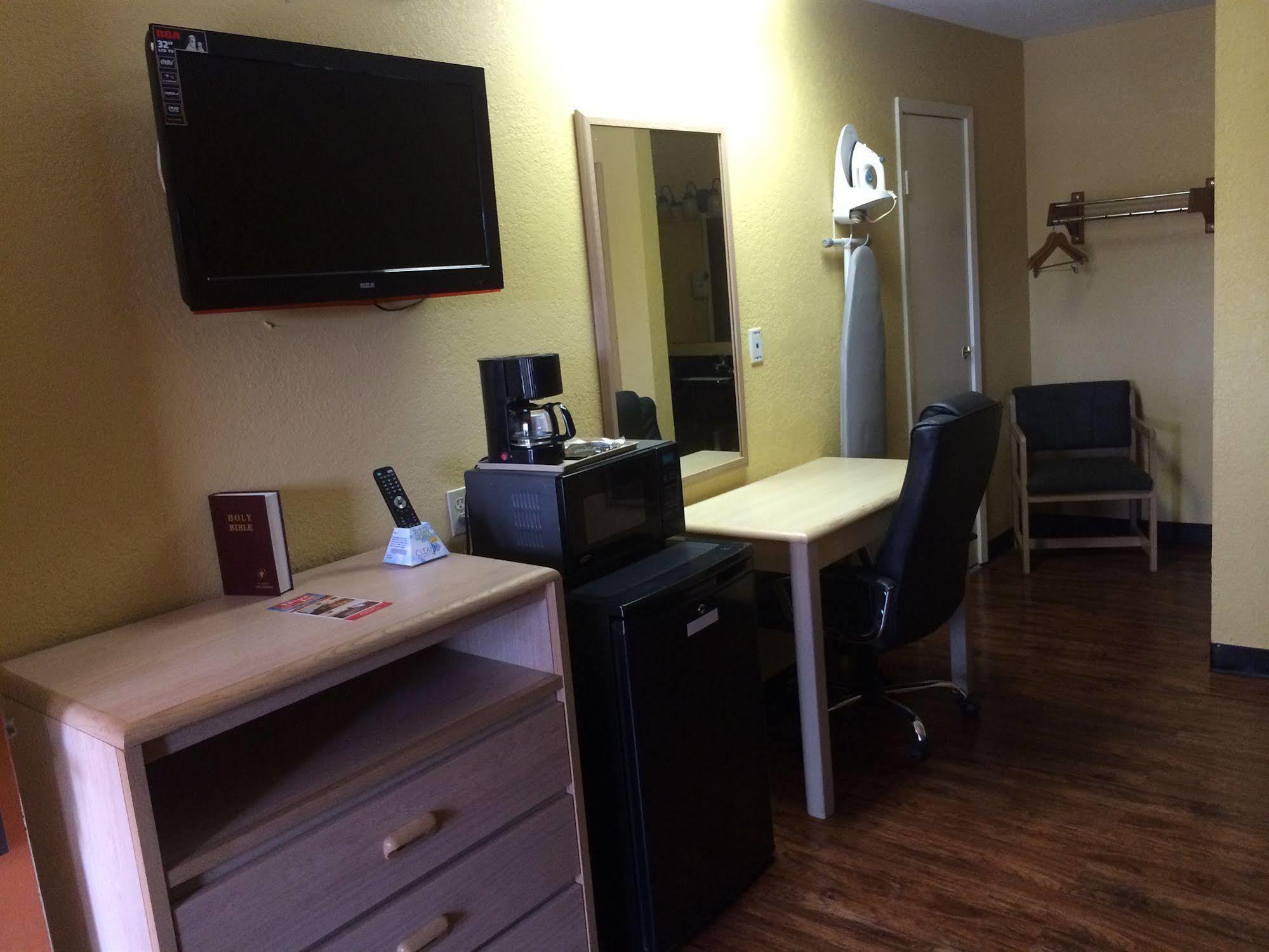 Village Inn Cotulla Ngoại thất bức ảnh